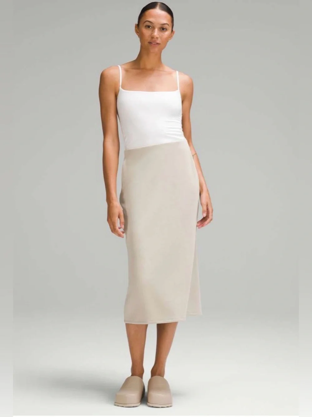 Women’s Lululemon Softstreme High-Rise Midi Skirt Mojave Tan Size 0